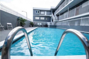 Modern 2BR with KingBed in the heart of Isla Verde Strip